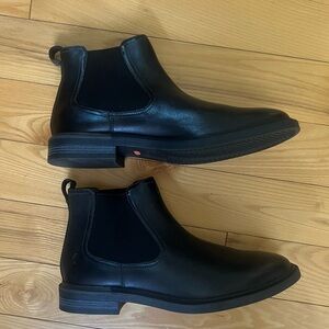 Hush Puppies Boots Brand New size 10